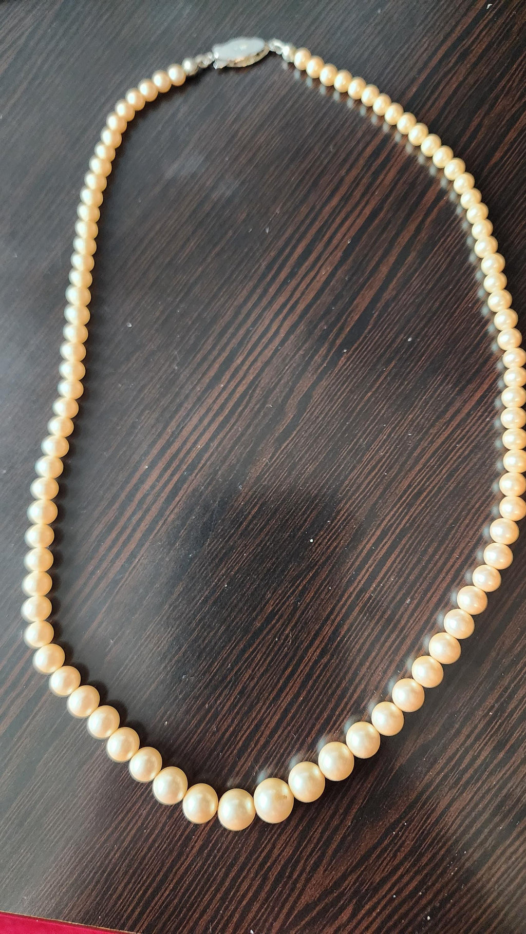 Freshwater Pearl Necklace: Silver Bead Chain, 16 inch