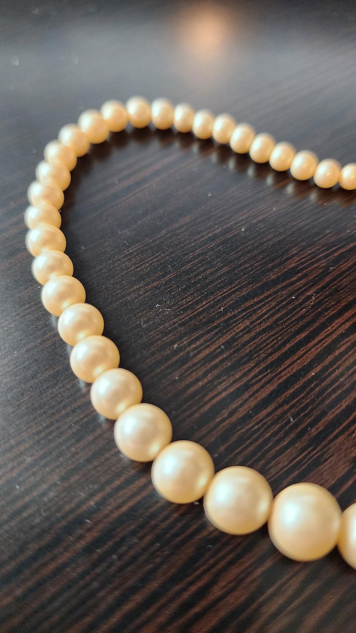Freshwater Pearl Necklace: Silver Bead Chain, 16 inch