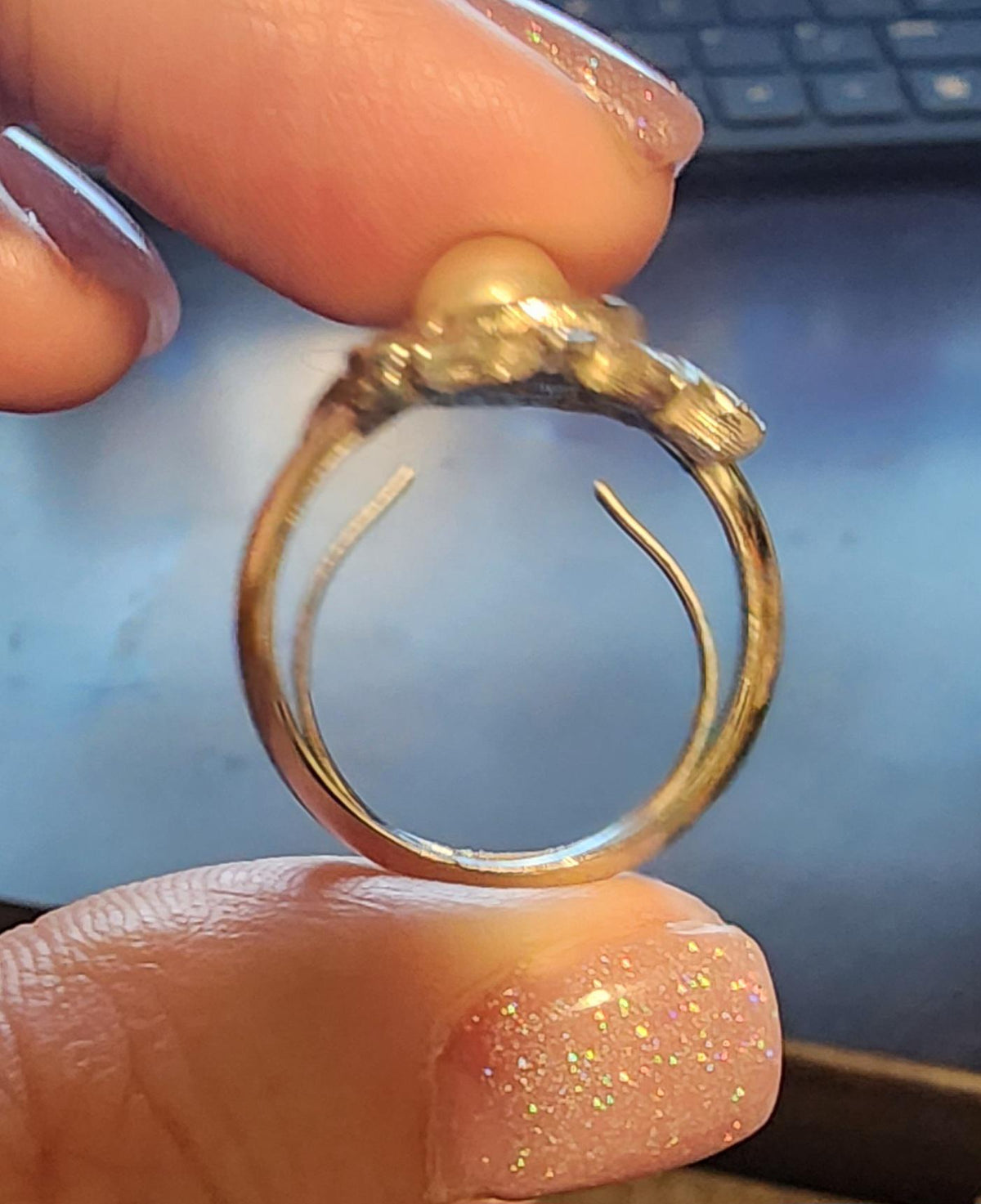 Vintage Avon Faux Pearl Silver Tone Ring - Size 5 US