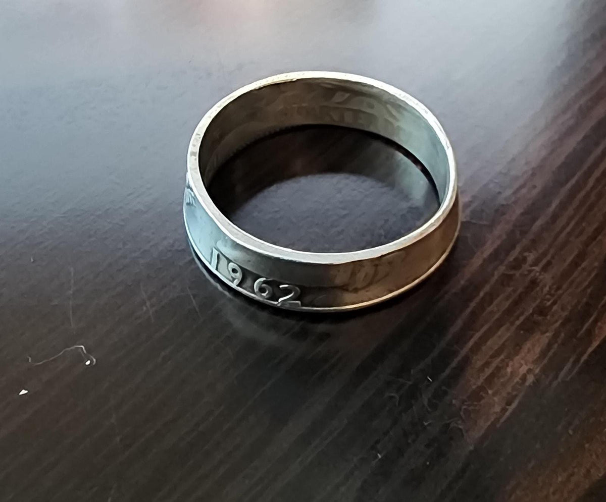 Unique 1962 Quarter Sterling Silver Ring - Vintage Statement Jewelry - Size US 8 1/4