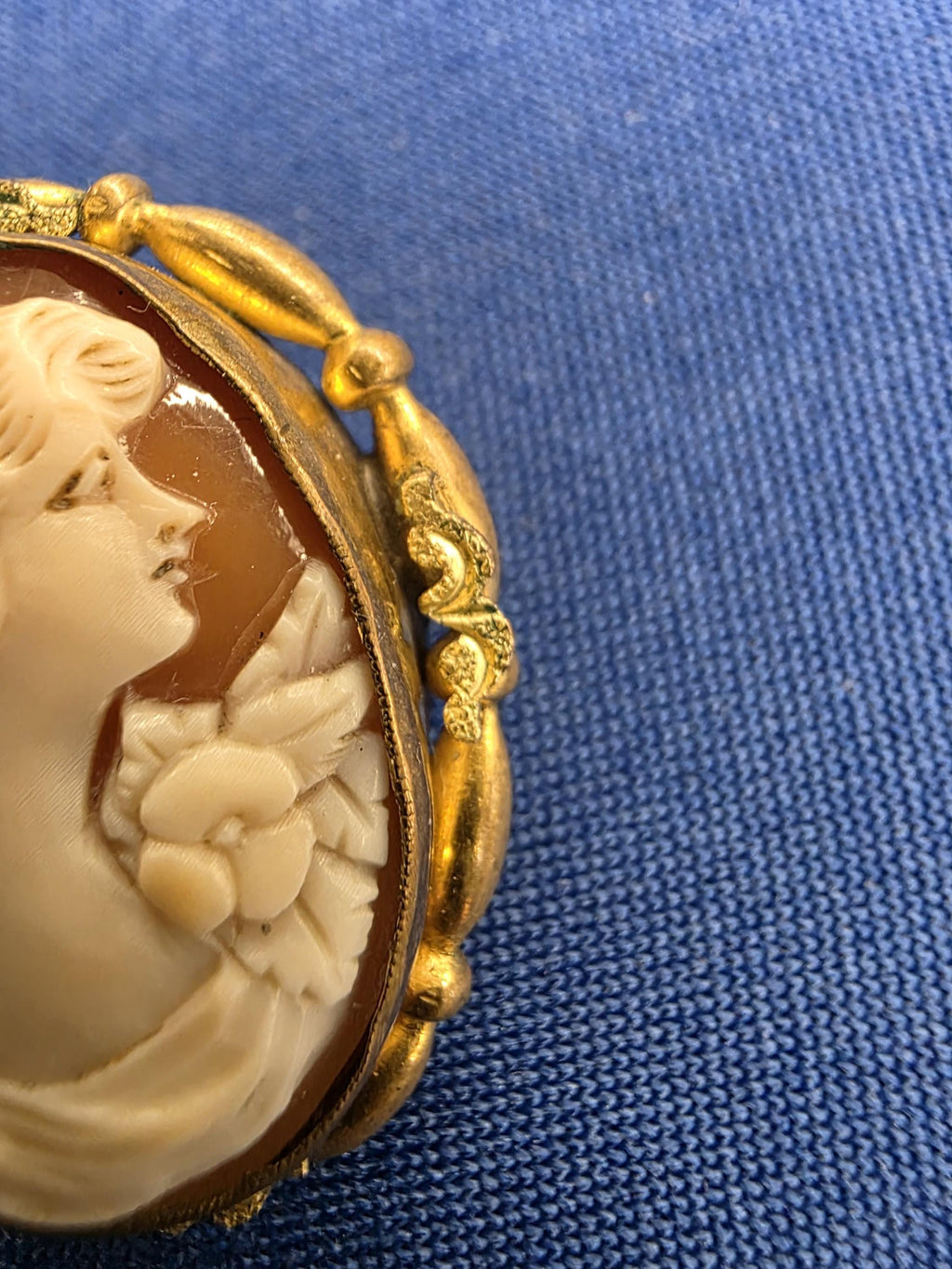 Vintage Shell Cameo Brooch 10k Gold Victorian Lady Portrait Pin Antique Jewelry Gift